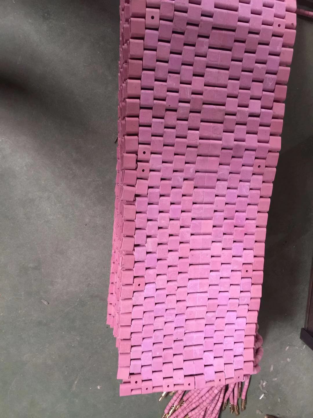 b3e41c9c116e970716ce782e52cd455a-2.jpg